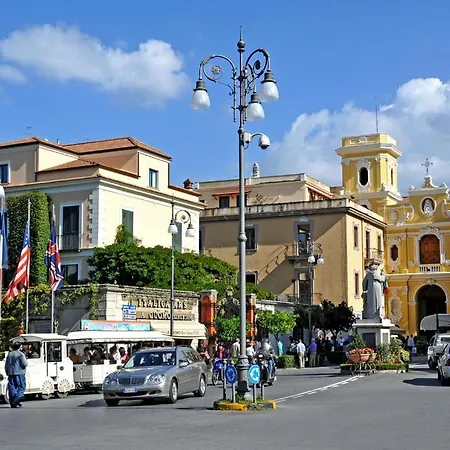 Gloria Hotel 3*
